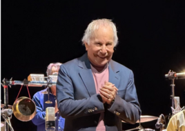 "Quella canzone aveva due autori: Paul Simon e Dio"
