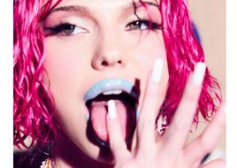 Adéla, la popstar che viene dall'Europa dell'Est