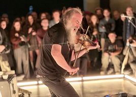 Questa è performance: Warren Ellis a JazzMi