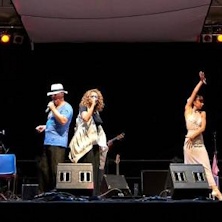 Acqua e Sale Omaggio a Mina e Celentano