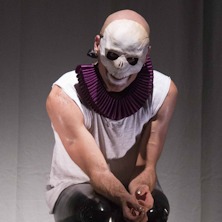 Sei. E dunque, perche' si fa meraviglia di noi?