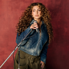 Tori Kelly