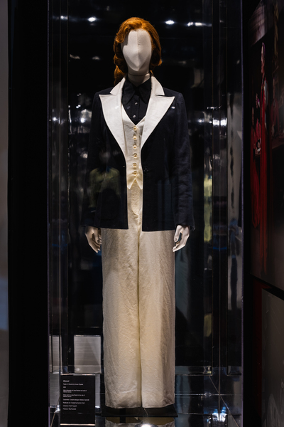 Luisa Ranieri in Diamanti&copy;BlackAlpaca