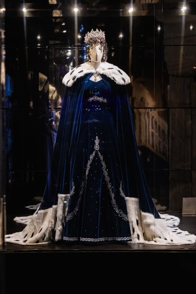 Angelina Jolie in Maria&copy;BlackAlpaca