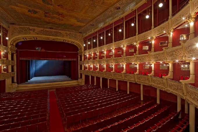 Teatro Politeama Greco